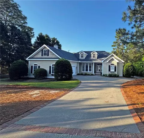140 Steeplechase Way, Southern Pines, NC 28387