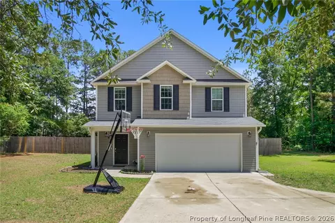 197 Trenton Cts, Raeford, NC 28376