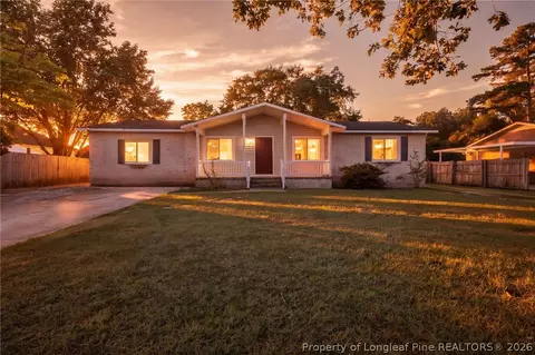 6513 Senator Dr, Fayetteville, NC 28304