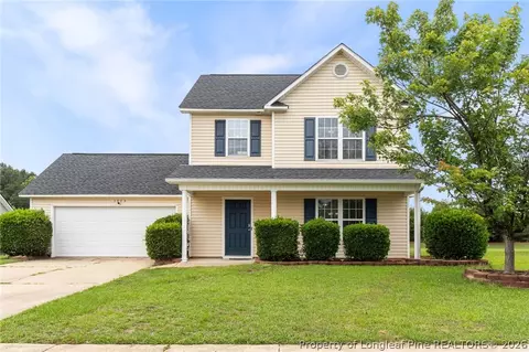 1073 Fairfield Cir, Raeford, NC 28376