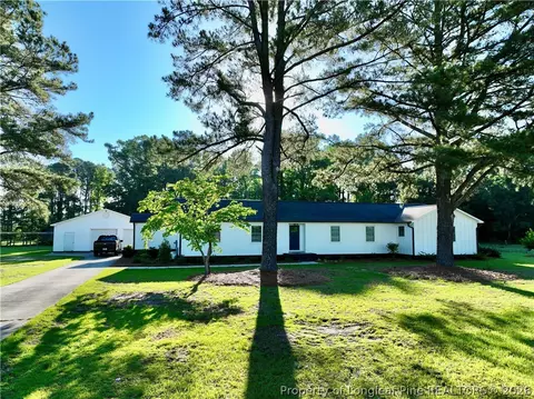 427 Pine Log Rd, Lumberton, NC 28360