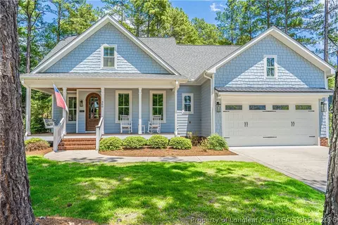 380 Lake Forest Dr, Pinehurst, NC 28374