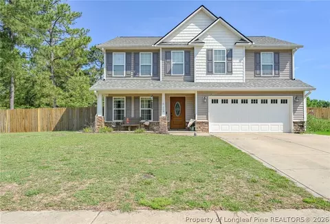 119 Flag Ln, Raeford, NC 28376