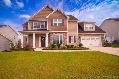 2268 Volta Dr, Fayetteville, NC 28304