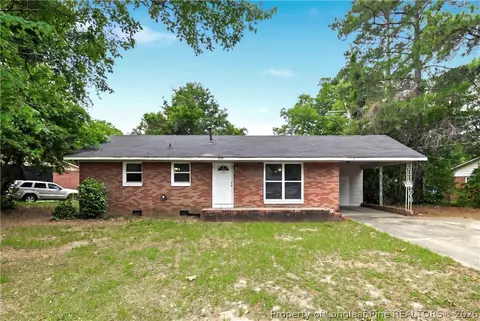 1928 Crestview Dr, Fayetteville, NC 28304