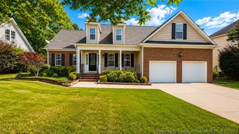415 Regimental Dr, Cameron, NC 28326