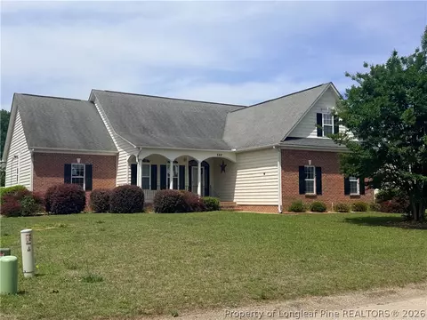 548 Windover Dr, Raeford, NC 28376