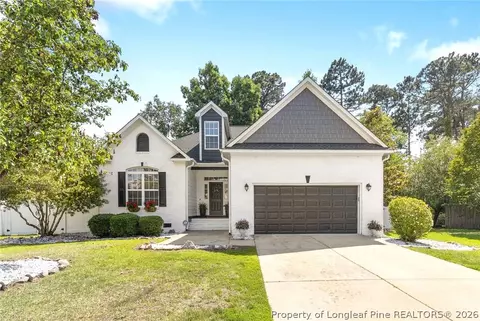327 Ridgeway Ct, Fayetteville, NC 28311