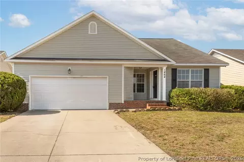 1464 Aultroy Dr, Fayetteville, NC 28306