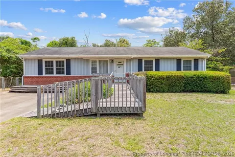 6408 Winthrop Dr, Fayetteville, NC 28311