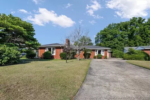113 Star Hill Ave, Fayetteville, NC 28303