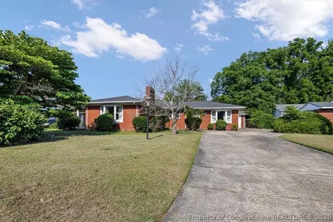 113 Star Hill Ave, Fayetteville, NC 28303
