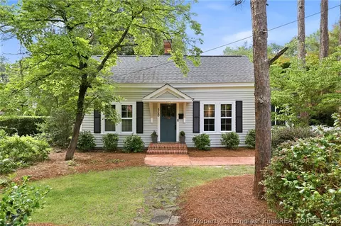 360 S Ashe St, Southern Pines, NC 28387