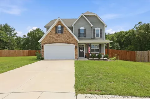 218 Woodsrun St, Raeford, NC 28376