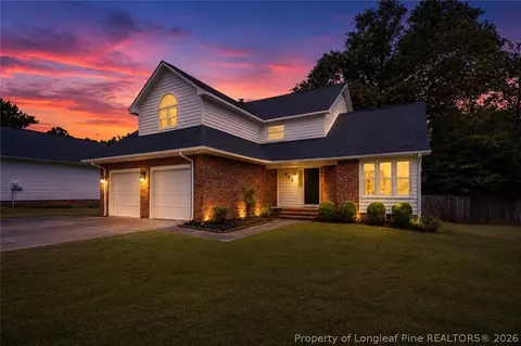 955 Pepperwood Dr, Fayetteville, NC 28311