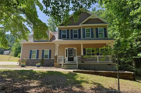 436 Stone Cross Dr, Spring Lake, NC 28390
