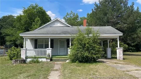 4043 Mckethan St, Wade, NC 28395