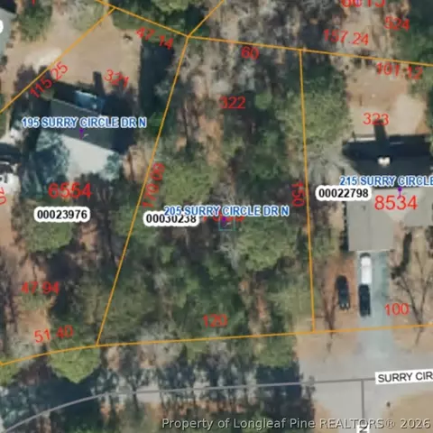 205 Surry Circle Dr, Pinehurst, NC 28374