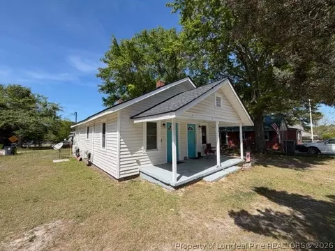 208 Scarborough St #A AND B, Spring Lake, NC 28390
