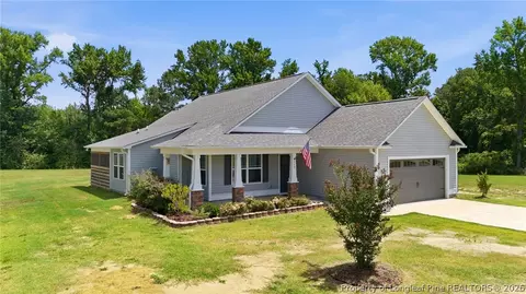 339 Sandcastle Ln, Four Oaks, NC 27524