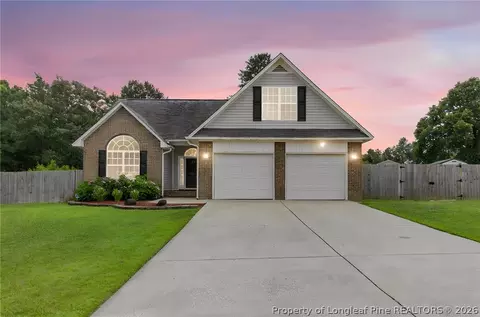 116 Woodbine Dr, Raeford, NC 28376