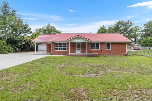 344 S 4th St, Saint Pauls, NC 28384