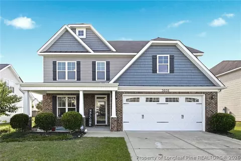 3608 Castlefield Ln, Fayetteville, NC 28306