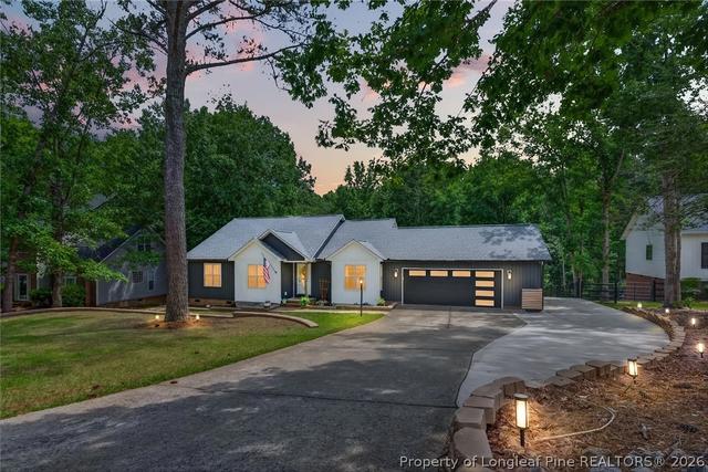 46 Silver Lake Pt, Sanford, NC 27332
