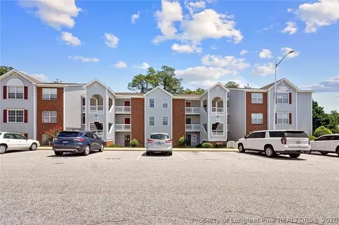 275 Waterdown Dr #4, Fayetteville, NC 28314