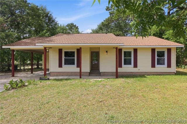 1936 Wordsworth Dr, Fayetteville, NC 28304