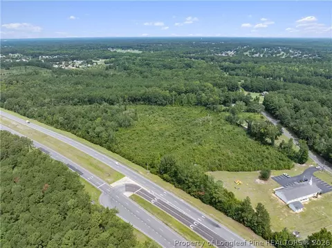 5242 Hummingbird Pl, Fayetteville, NC 28312
