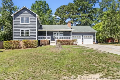 3721 Clearwater Dr, Fayetteville, NC 28311