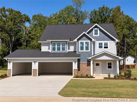 159 Michter St, Vass, NC 28394