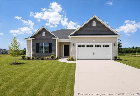 130 Holden Ln, Aberdeen, NC 28315