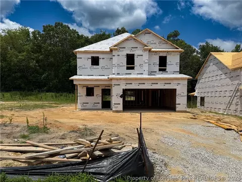 127 Blackburn Farm Dr, Raeford, NC 28376