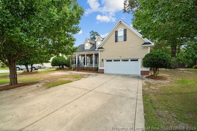 1816 Holloman Dr, Fayetteville, NC 28312