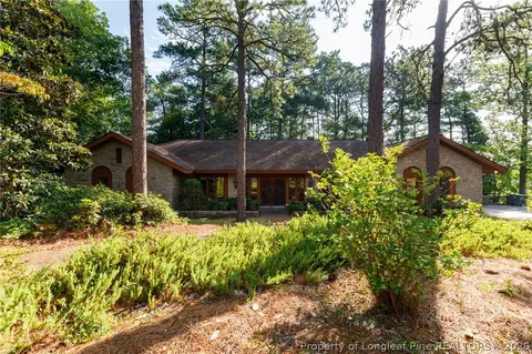 1205 Longleaf Dr, Fayetteville, NC 28305