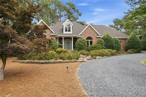27 Mcmichael Dr, Pinehurst, NC 28374