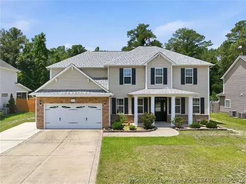 1541 Gallant Fox Ct, Parkton, NC 28371