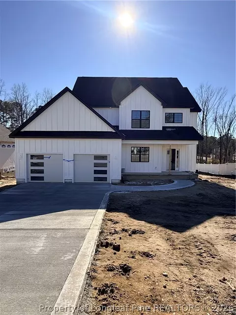 416 Stable Ct, Linden, NC 28356