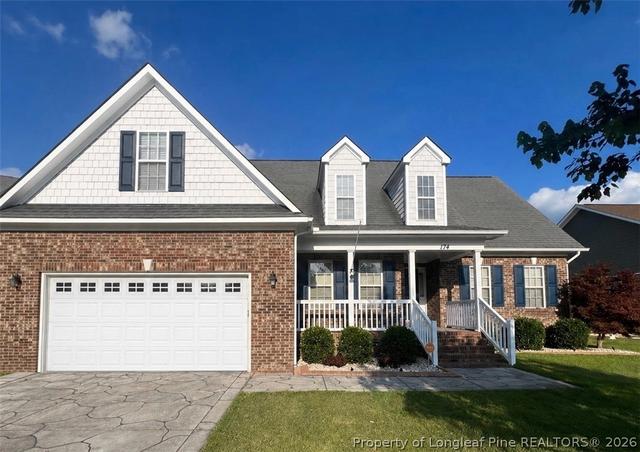 174 Harlon Ct, Raeford, NC 28376