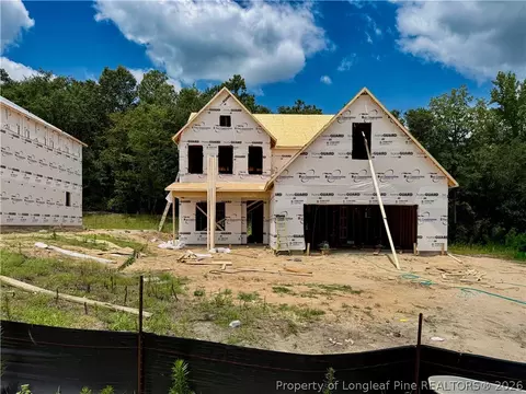 133 Blackburn Farm Dr, Raeford, NC 28376