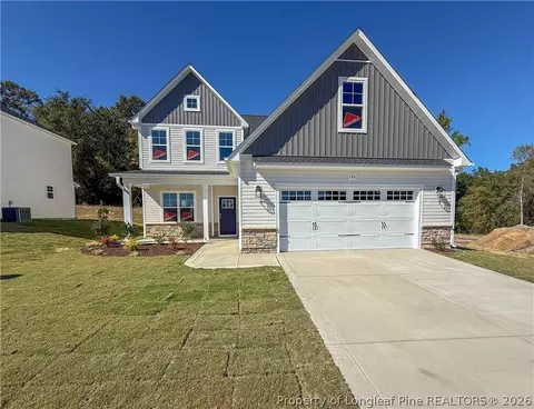 133 Blackburn Farm Dr, Raeford, NC 28376