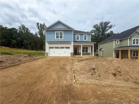 155 Blackburn Farm Dr, Raeford, NC 28376