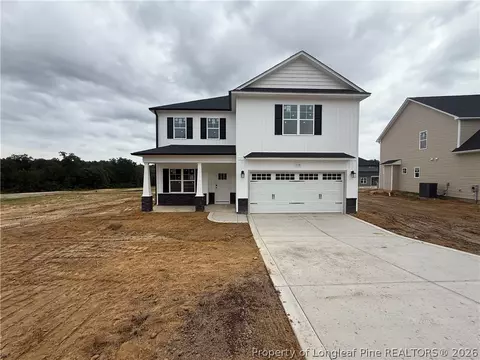 114 Blackburn Farm Dr, Raeford, NC 28376