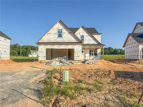 6637 Carswell Dr, Fayetteville, NC 28311