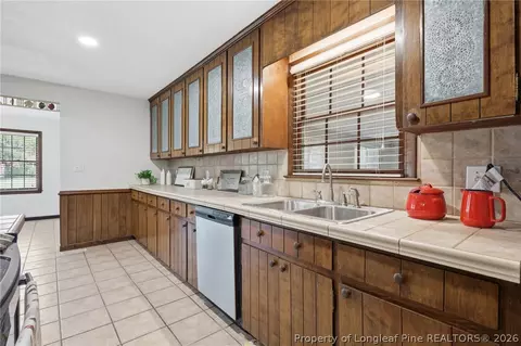 Kitchen - 2848 Old Stage Rd S, Erwin, NC 28339 photo 6 of 8