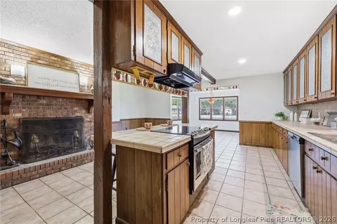 Kitchen - 2848 Old Stage Rd S, Erwin, NC 28339 photo 4 of 8