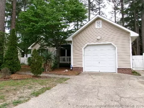 429 Oakgrove Dr, Fayetteville, NC 28314