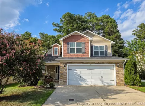 1716 Rock Creek Ln, Fayetteville, NC 28301